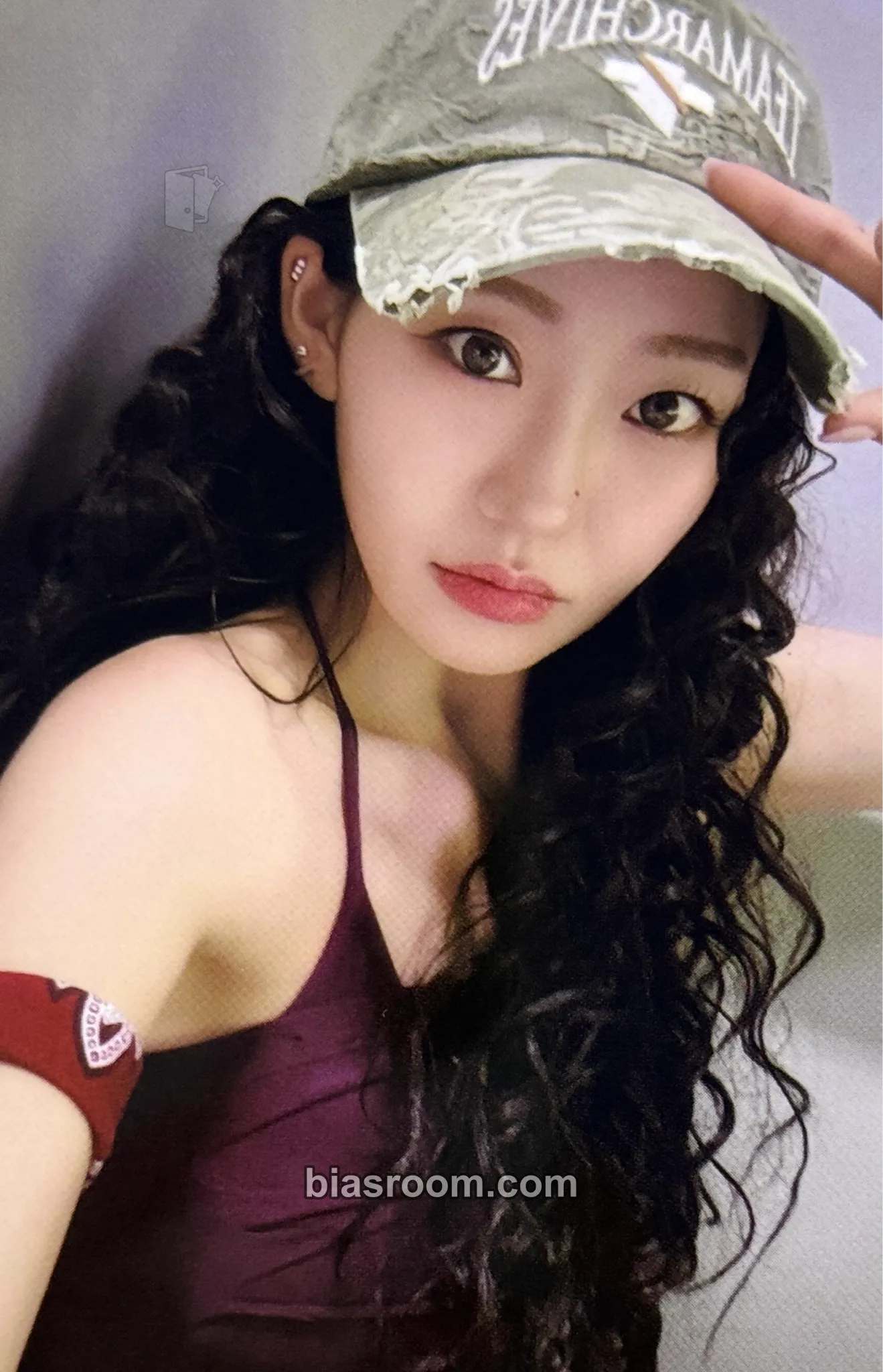 Julie Lose Yourself Photocard - KISS OF LIFE - KISS OF LIFE K-pop photocard