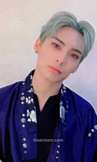 Park Junhee HJZM : The Butterfly Phantasy Photocard - A.C.E - A.C.E K-pop photocard