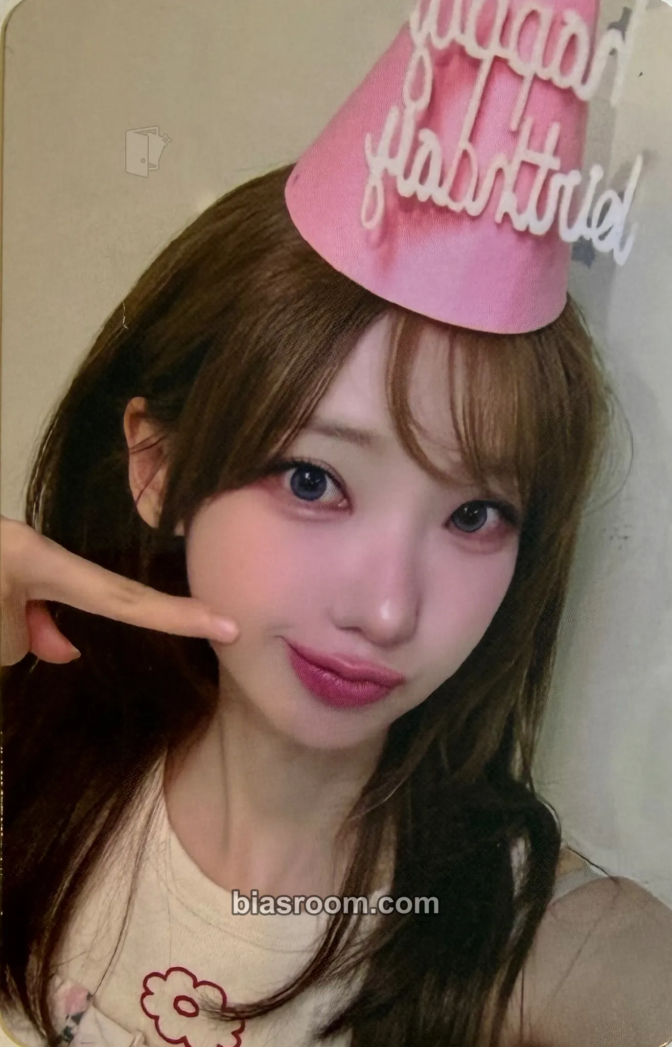Magenta Born 2 Rock Photocard - QWER - QWER K-pop photocard