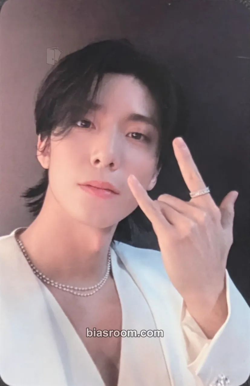 Hwiyoung TURN OVER Photocard - SF9 - SF9 K-pop photocard