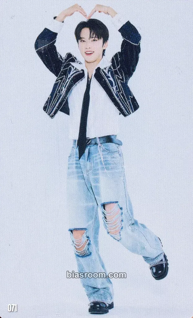 Junki Kono JO1DER SHOW 2024-2025 ’WHEREVER WE ARE’ Photocard - JO1 - JO1 K-pop photocard