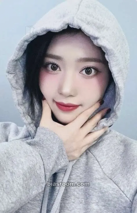 Xiaoting TIPI-TAP Photocard - Kep1er - Kep1er K-pop photocard