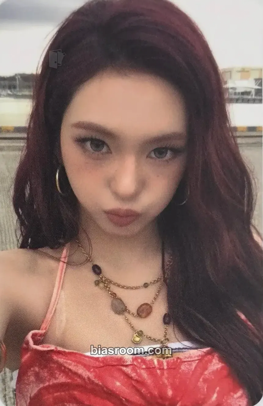 Chiquita CHOOM Photocard - BABYMONSTER - BABYMONSTER K-pop photocard