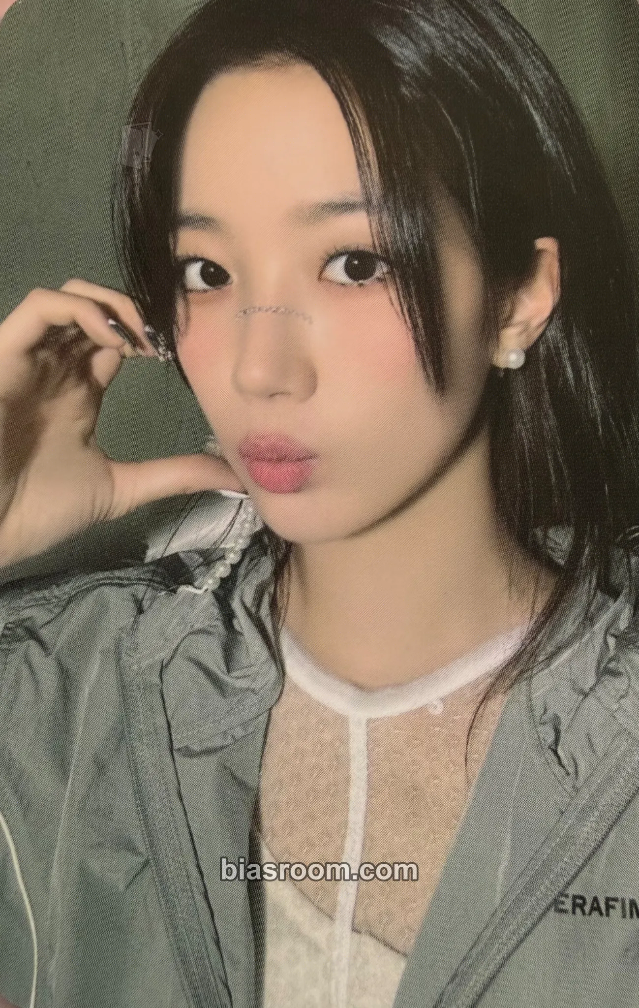 Kazuha EASY Photocard - LE SSERAFIM - LE SSERAFIM K-pop photocard