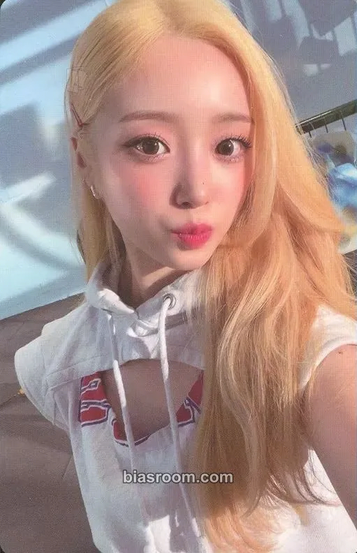 Hina Honey or Spice Photocard - LIGHTSUM - LIGHTSUM K-pop photocard