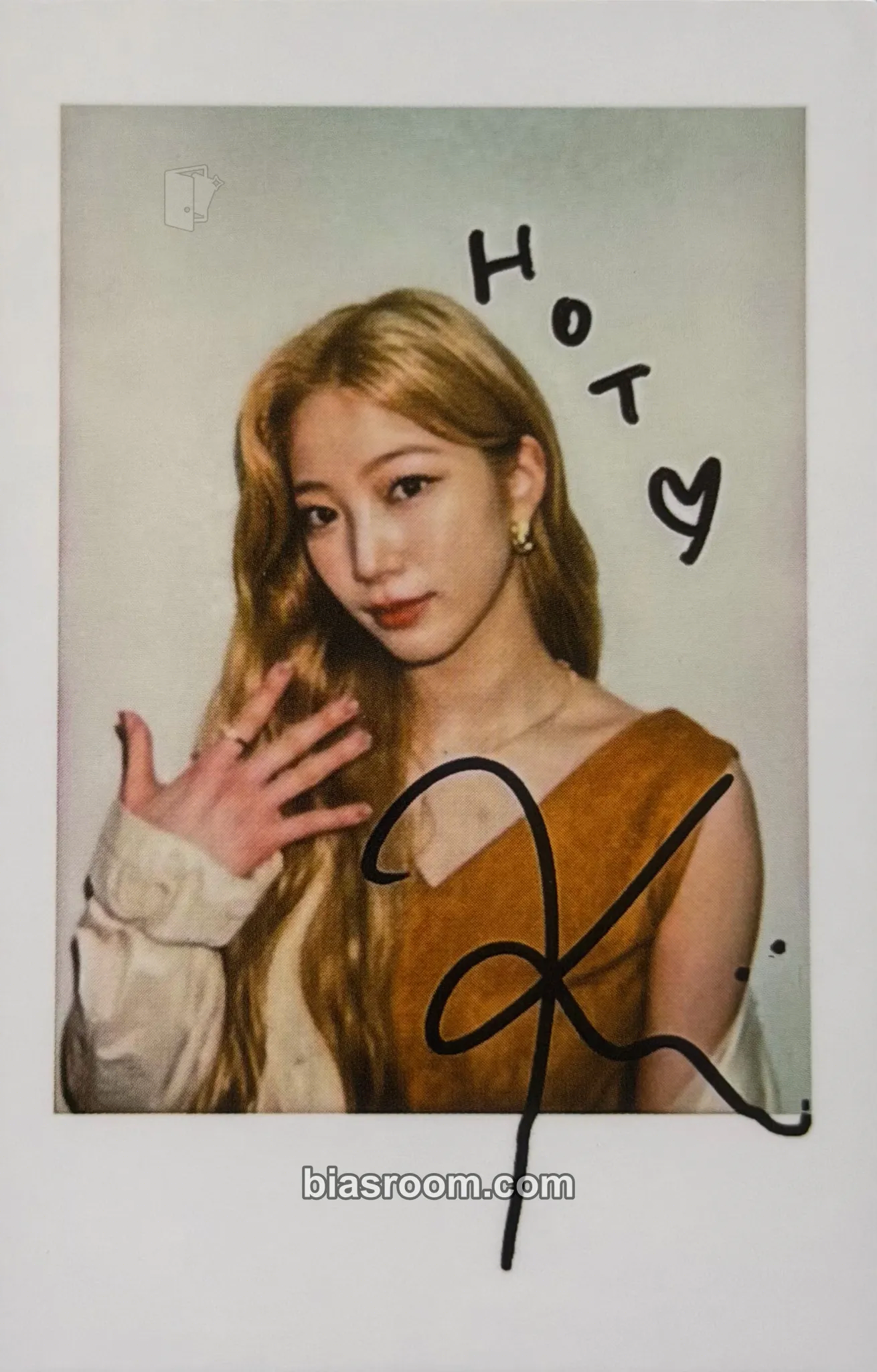 Kazuha HOT Photocard - LE SSERAFIM - LE SSERAFIM K-pop photocard