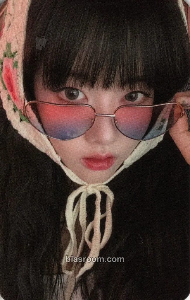 Sieun Metamorphic Photocard - STAYC - STAYC K-pop photocard