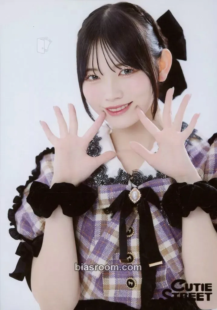 Nagisa Manabe 5 Photo Set - Plaid School Uniform Edition - Photocard - Cutie Street - Cutie Street K-pop photocard