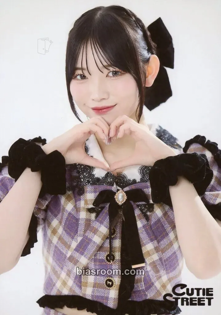 Nagisa Manabe 5 Photo Set - Plaid School Uniform Edition - Photocard - Cutie Street - Cutie Street K-pop photocard