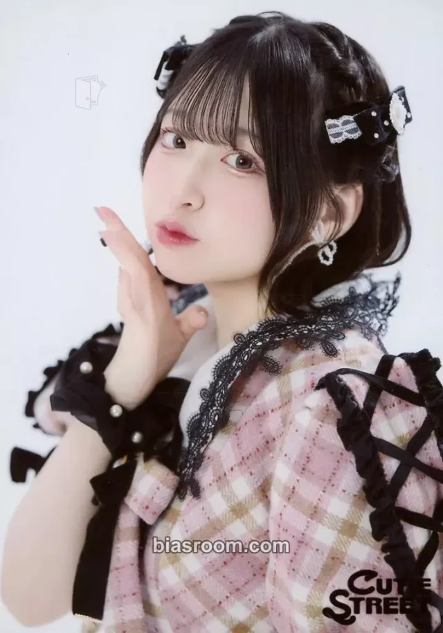 Cutie Street - Haruka Sakuraba - 5 photo set - plaid school uniform edition - Other trading card