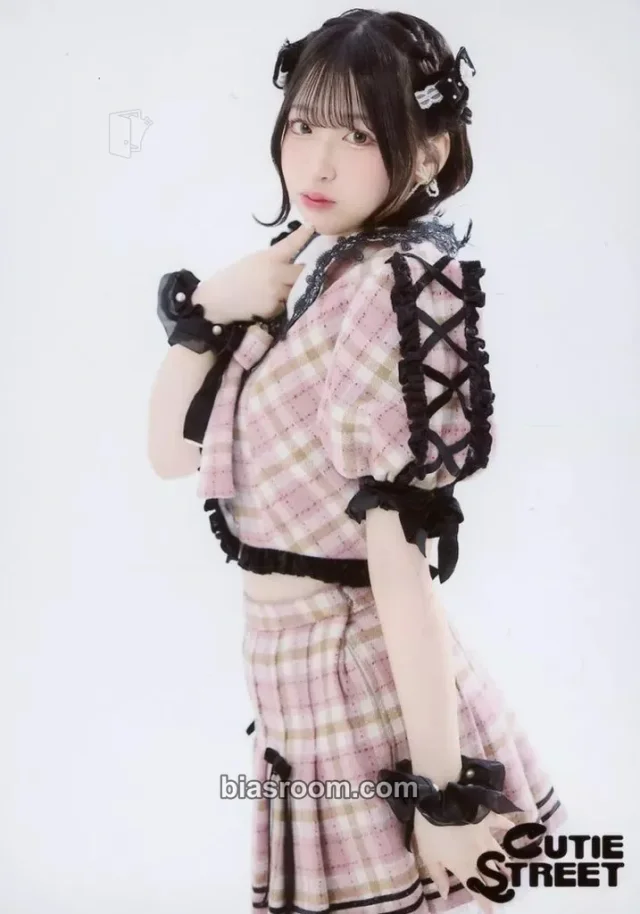 Cutie Street - Haruka Sakuraba - 5 photo set - plaid school uniform edition - Other trading card