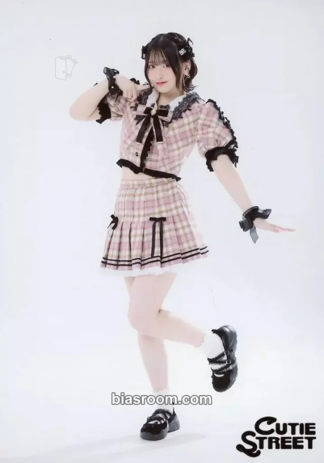 Cutie Street - Haruka Sakuraba - 5 photo set - plaid school uniform edition - Other trading card
