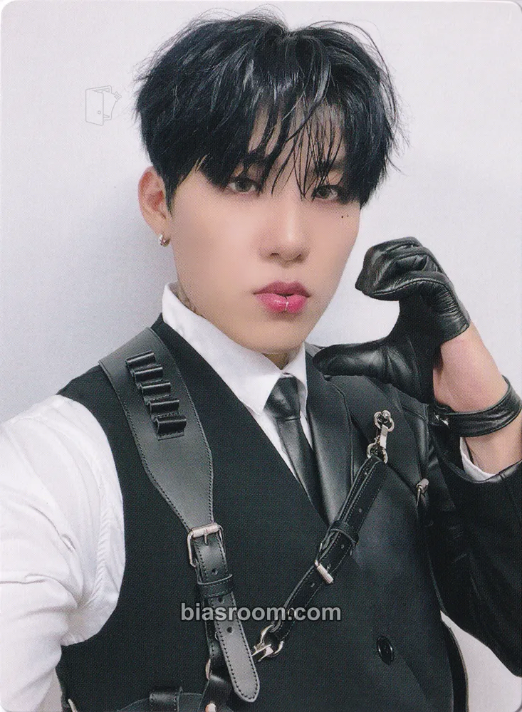 Woojin SAVIOR Photocard - AB6IX - AB6IX K-pop photocard