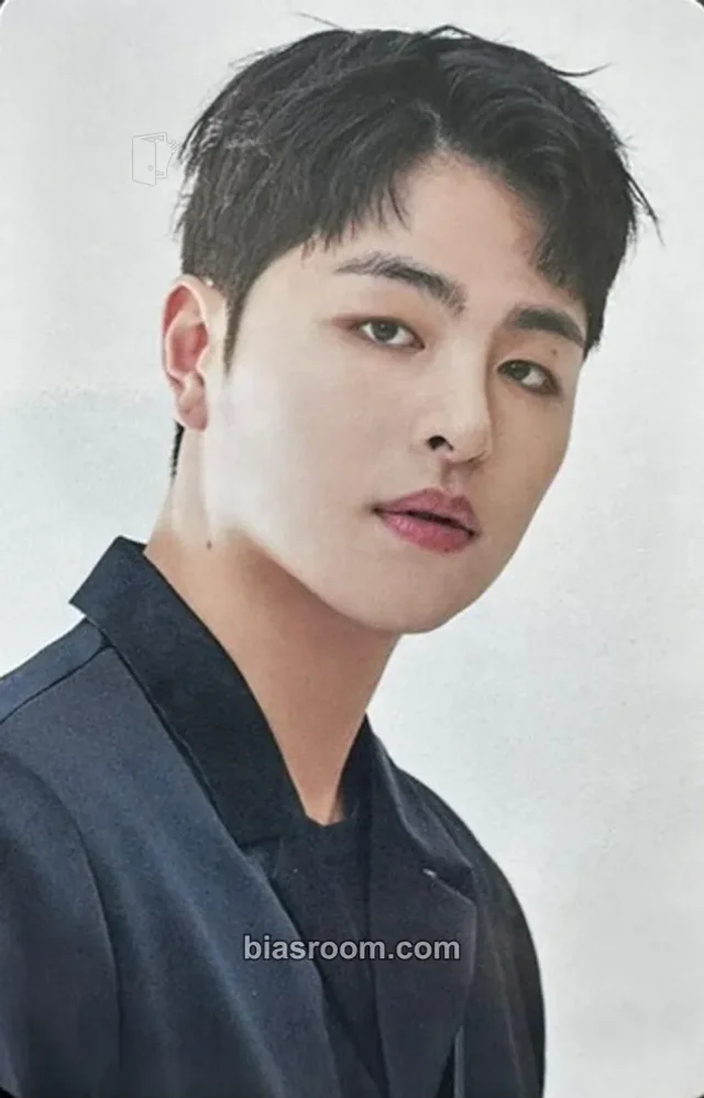 iKON - Ju-ne - iKON WORLD TOUR TAKEOFF (2023) Event merch photocard tour merch trading card