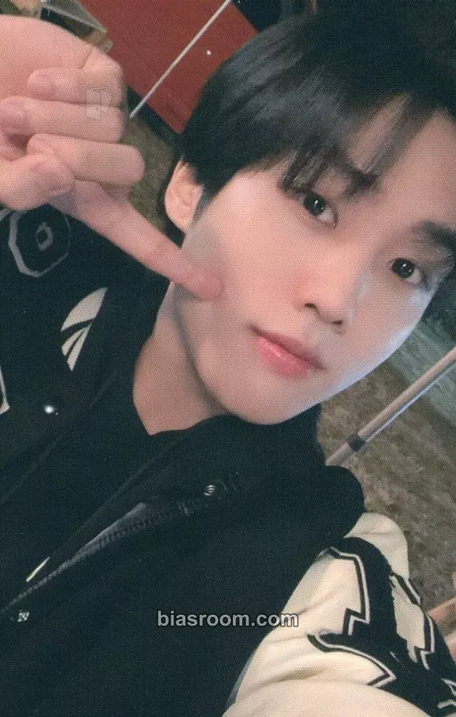 Jacob 2022 Fan-Con: The B-Road Photocard - THE BOYZ - THE BOYZ K-pop photocard