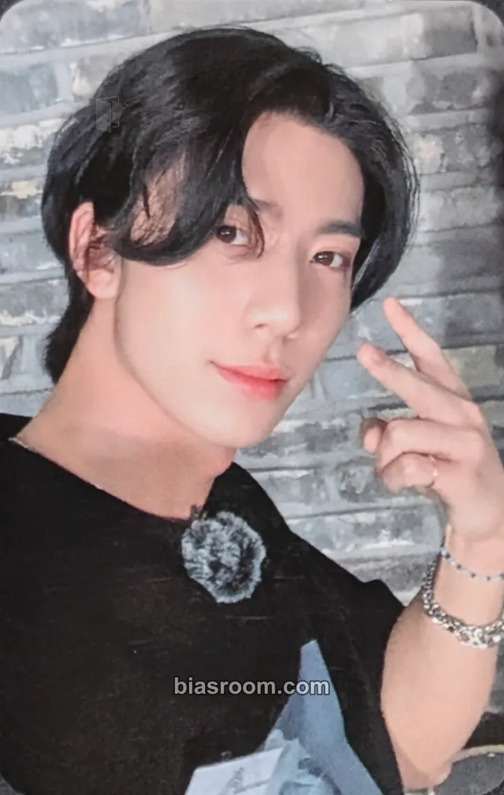 Hwiyoung TURN OVER Photocard - SF9 - SF9 K-pop photocard