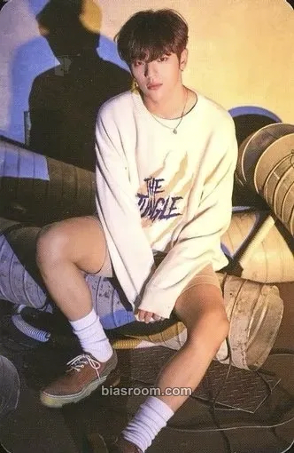 Woojin Clé 2: Yellow Wood Photocard - Stray Kids - Stray Kids K-pop photocard