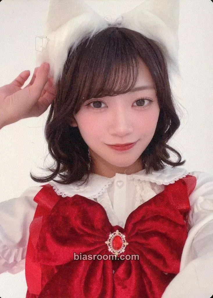 Kana Itakura Random Trading Cards -Christmas 2024 Edition- Photocard - Cutie Street - Cutie Street K-pop photocard