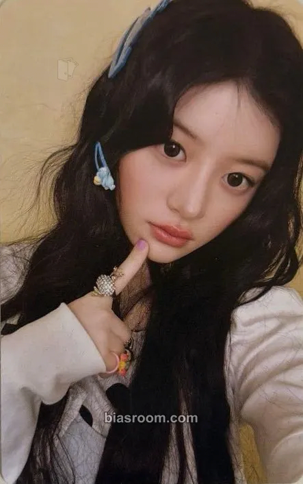 Minju MAMIHLAPINATAPAI Photocard - ILLIT - ILLIT K-pop photocard