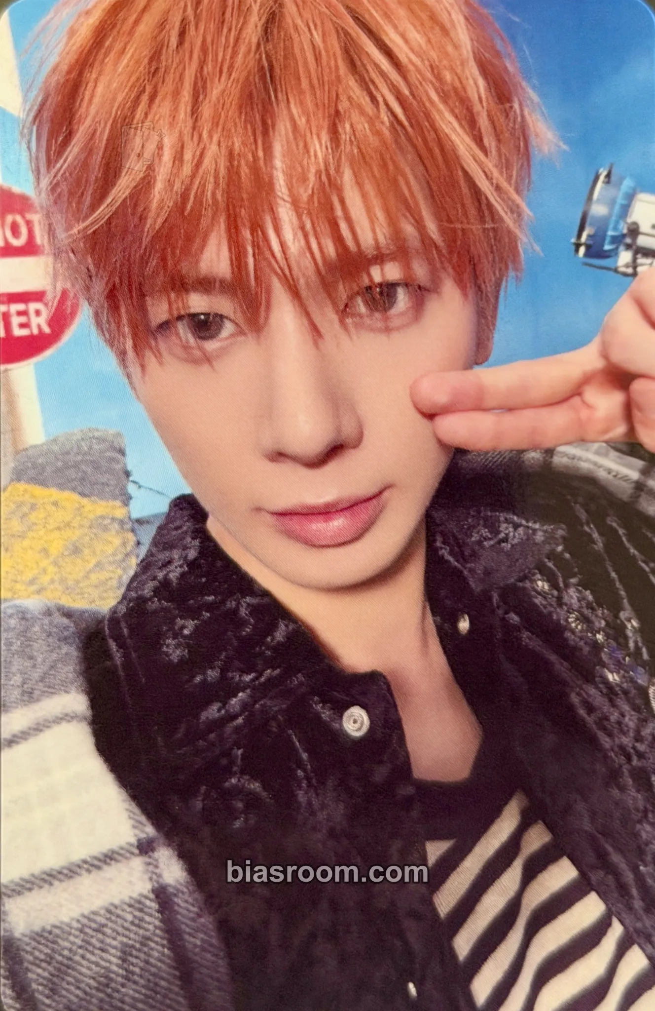 Taehyun 7TH YEAR: A Moment of Stillness in the Thorns Photocard - TOMORROW X TOGETHER - TOMORROW X TOGETHER K-pop photocard