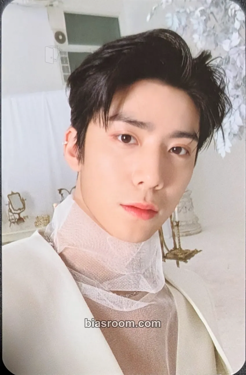 Hwiyoung TURN OVER Photocard - SF9 - SF9 K-pop photocard