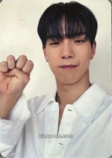 Shownu The Unseen Photocard - MONSTA X - MONSTA X K-pop photocard