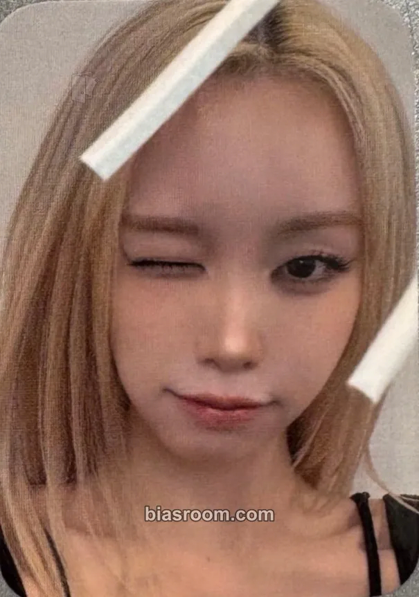 Suhyeon The Collective Soul and Unconscious: Chapter Two Photocard - Billlie - Billlie K-pop photocard