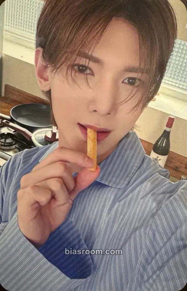 ATEEZ - Yeosang - 2025 Season's Greetings - Rock Will Never Die Other season's greetings yes24 pob (pre-order benefit)