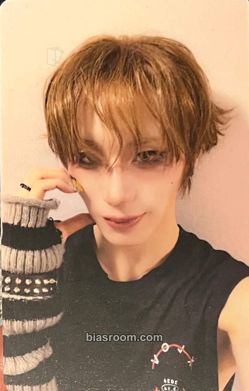 Haru XLOV - Oceania Tour Photocard - XLOV - XLOV K-pop photocard