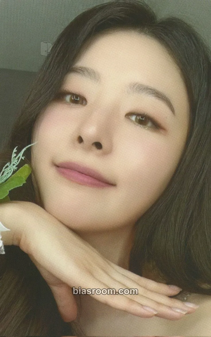 Seulgi 8th Anniversary Photocard - Red Velvet - Red Velvet K-pop photocard