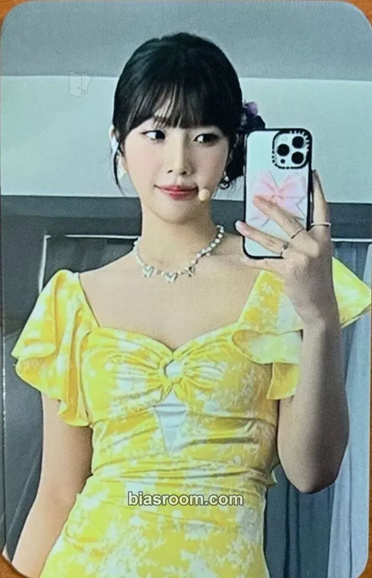 Joy 8th Anniversary Photocard - Red Velvet - Red Velvet K-pop photocard