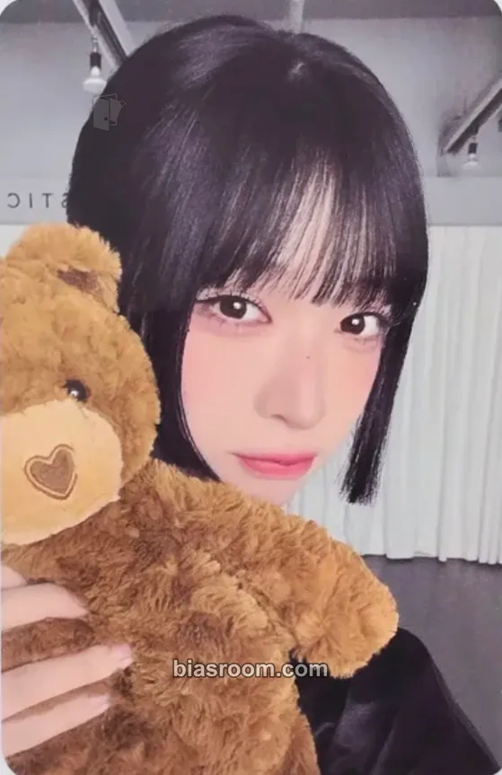 Haruna The Collective Soul and Unconscious: Chapter Two Photocard - Billlie - Billlie K-pop photocard