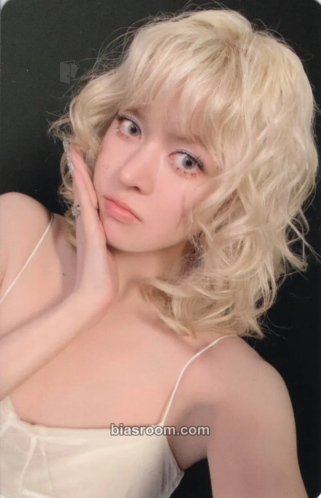 Lily Heavy Serenade Photocard - NMIXX - NMIXX K-pop photocard