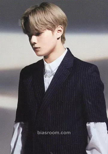 Shion Tsurubo WANDERING Photocard - JO1 - JO1 K-pop photocard