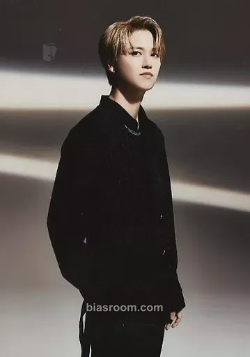 Ruki Shiroiwa WANDERING Photocard - JO1 - JO1 K-pop photocard