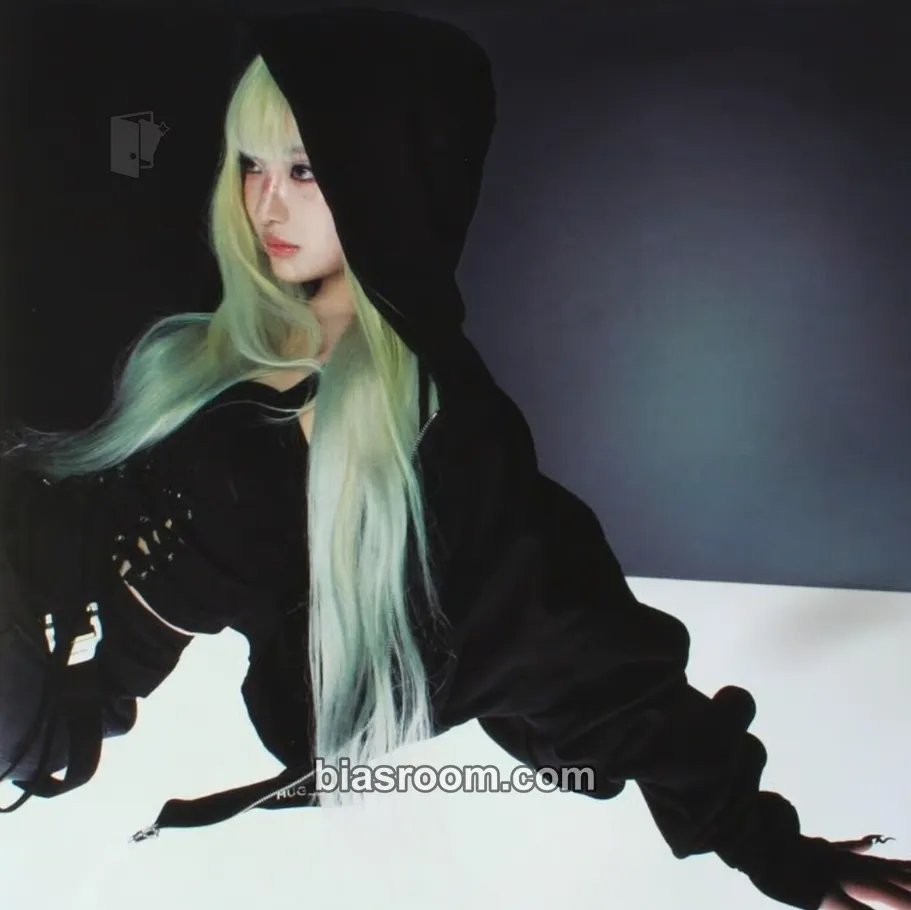 Ningning Armageddon Photocard - aespa - aespa K-pop photocard