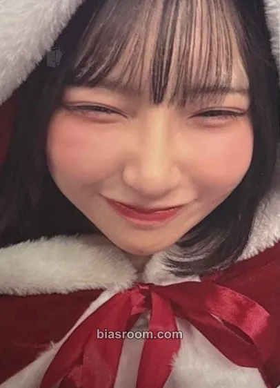 Haruka Sakuraba Random Trading Cards -Christmas 2024 Edition- Photocard - Cutie Street - Cutie Street K-pop photocard