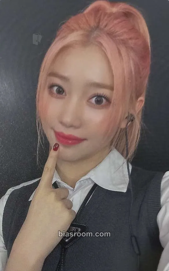 Xiaoting Magic Hour Photocard - Kep1er - Kep1er K-pop photocard