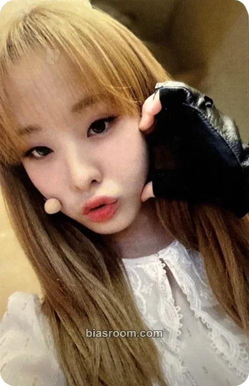 Seonyou CLASS IS OVER Photocard - CLASSy - CLASSy K-pop photocard