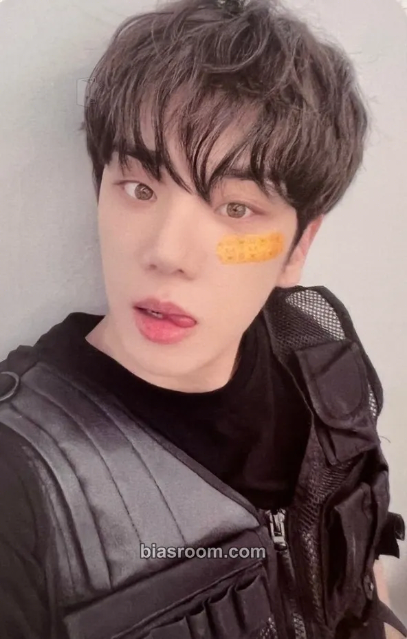 Kim Byeongkwan A.C.E 2024 US Tour : Rewind US Photocard - A.C.E - A.C.E K-pop photocard