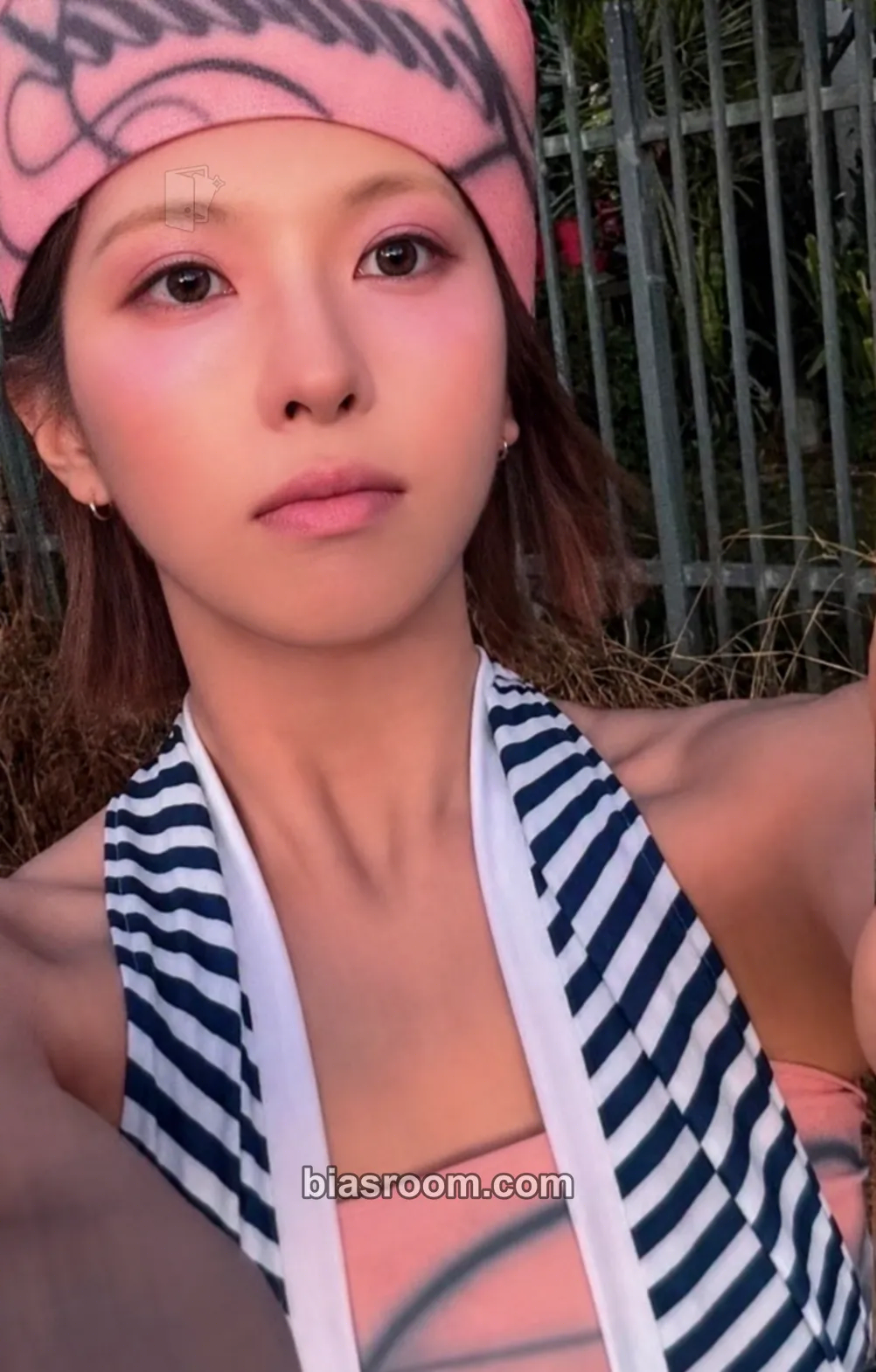 Bae Heavy Serenade Photocard - NMIXX - NMIXX K-pop photocard
