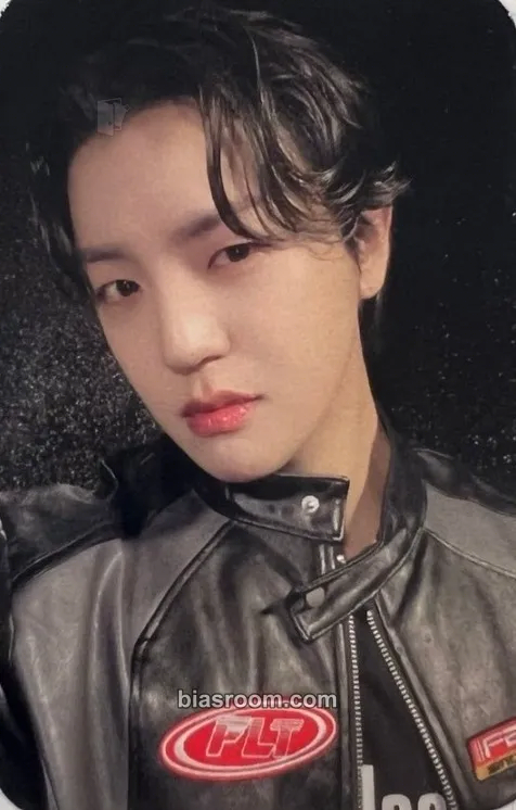 Lee Jiham A.C.E 2024 Latam & Europe Tour Tour : Rewind US Photocard - A.C.E - A.C.E K-pop photocard