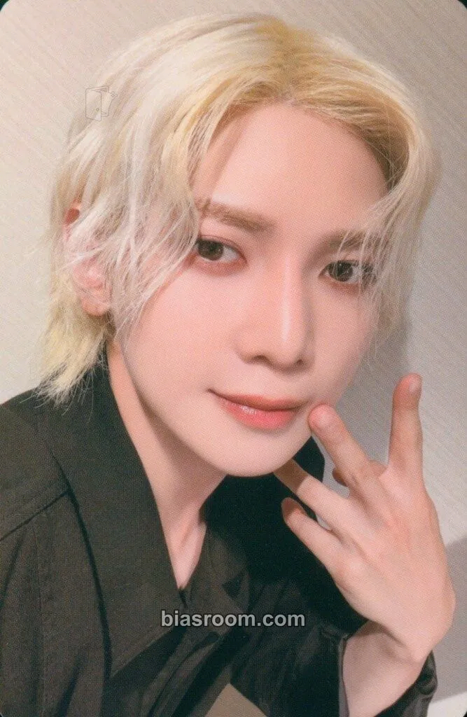 Yeosang Japan Fan Club 6th Debut Anniversary Lottery Photocard - ATEEZ - ATEEZ K-pop photocard
