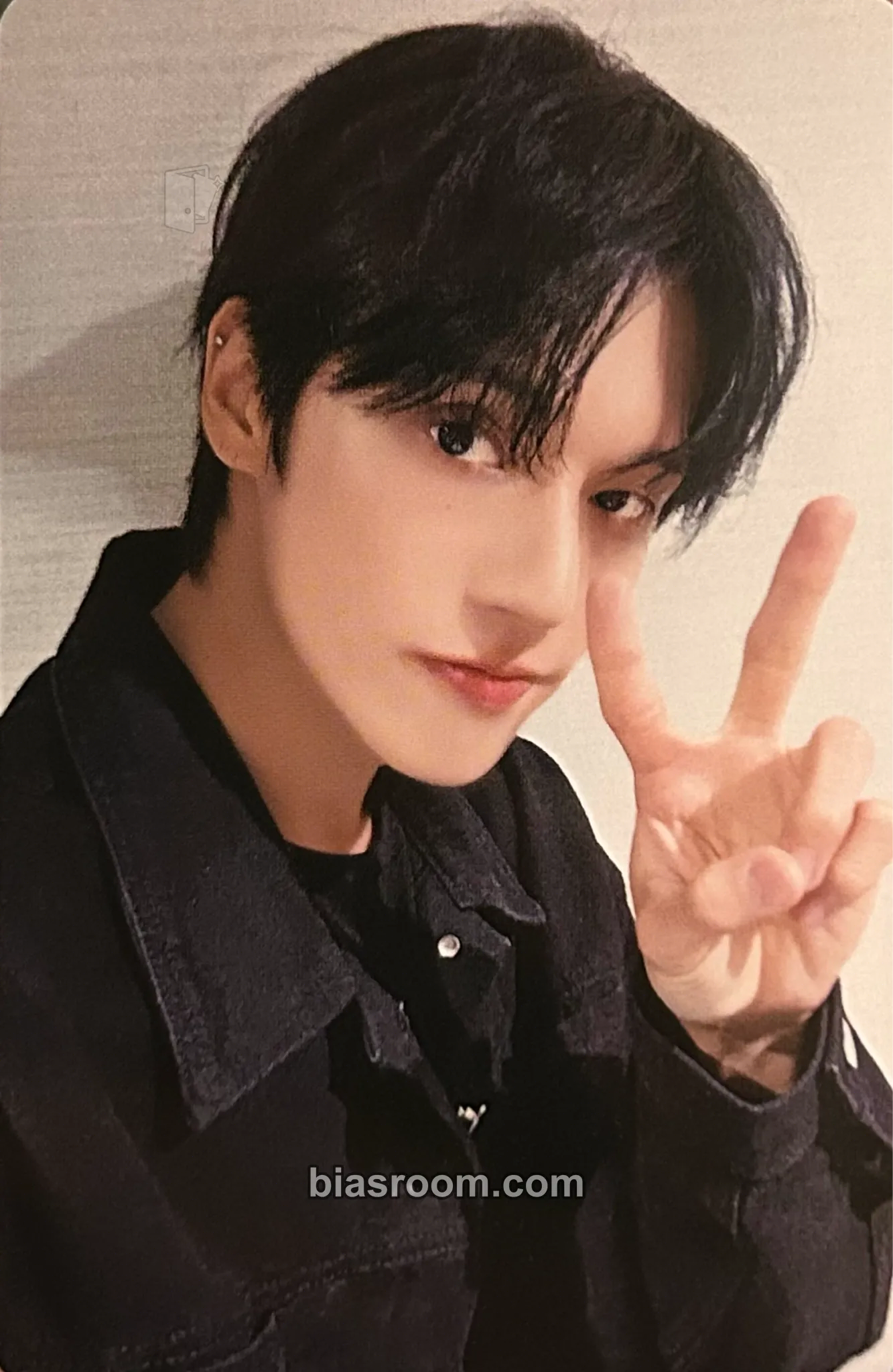 Wooyoung Japan Fan Club 6th Debut Anniversary Lottery Photocard - ATEEZ - ATEEZ K-pop photocard