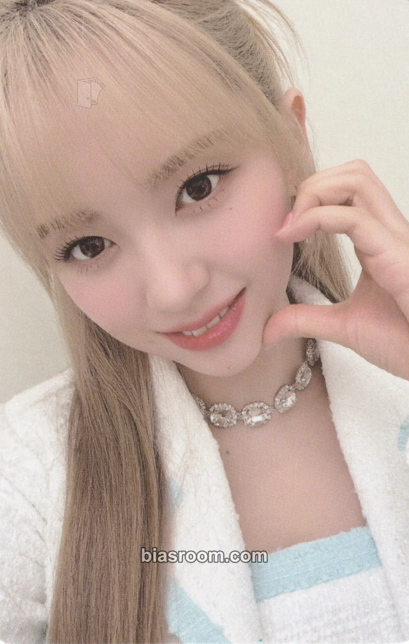 Mashiro 2nd Fan Meeting: Kep1er's Strange Market Photocard - Kep1er - Kep1er K-pop photocard