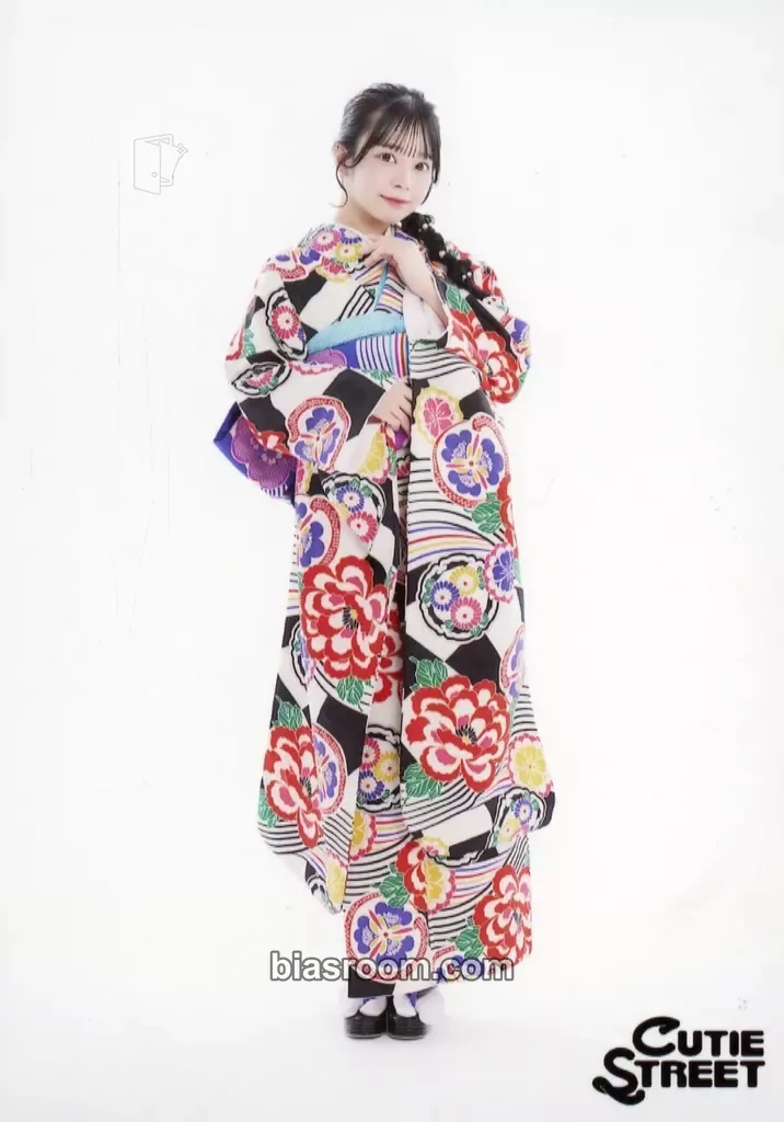 Ayano Masuda 5 Photo set - Furisode 2025 Edition Photocard - Cutie Street - Cutie Street K-pop photocard
