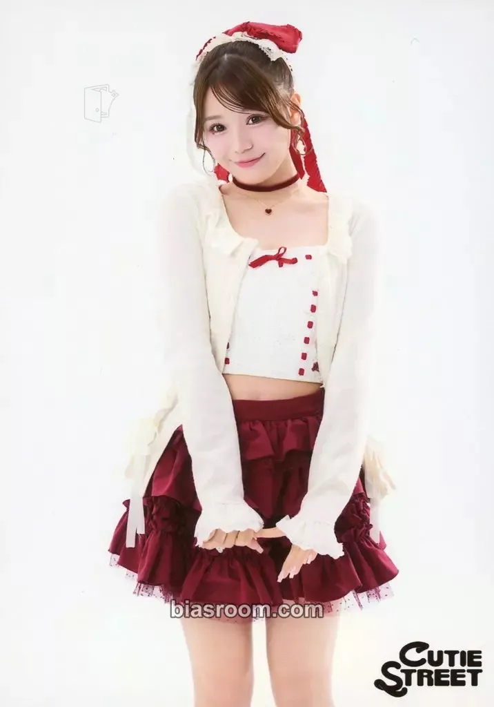 Risa Furusawa 5 Photo Set - 2025 Valentine’s Costume Edition Photocard - Cutie Street - Cutie Street K-pop photocard