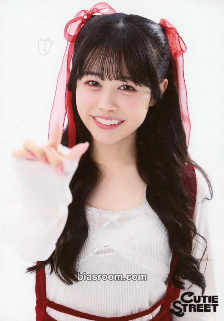 Aika Sano 5 Photo Set - 2025 Valentine’s Costume Edition Photocard - Cutie Street - Cutie Street K-pop photocard