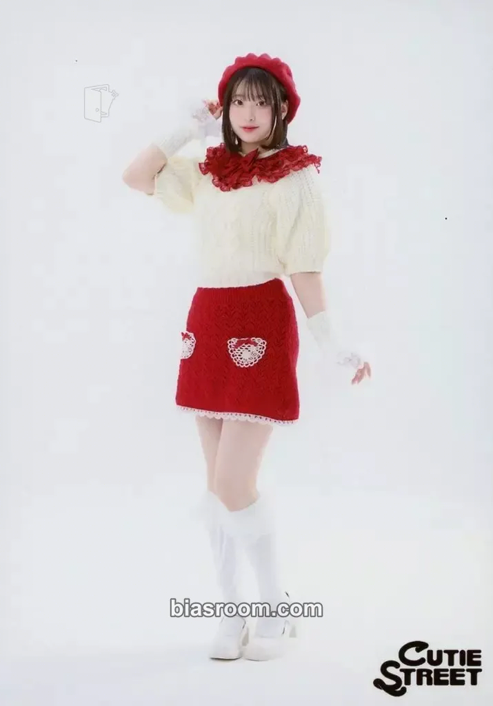 Haruka Sakuraba 5 Photo Set - 2025 Valentine’s Costume Edition Photocard - Cutie Street - Cutie Street K-pop photocard