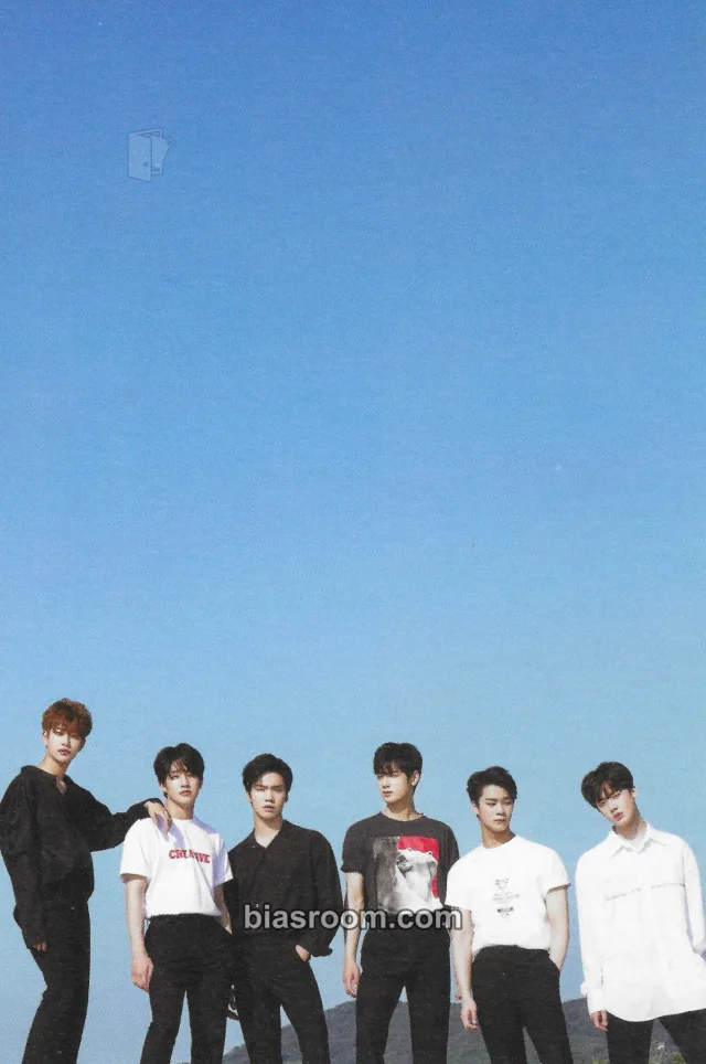 ASTRO - Rise Up Album postcard pop-up store pop-up exclusive photo exhibit